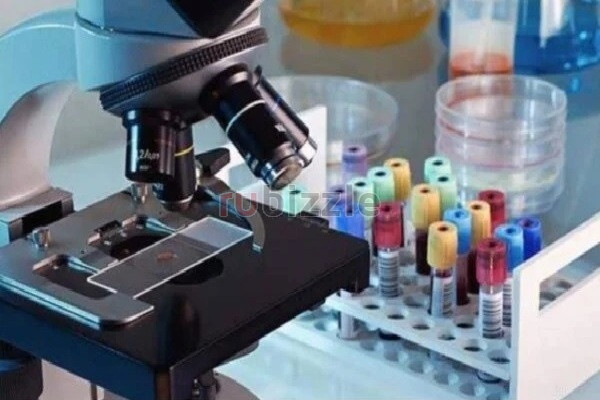 Why Is Choosing the Right Furniture for Labs in Mumbai Crucial